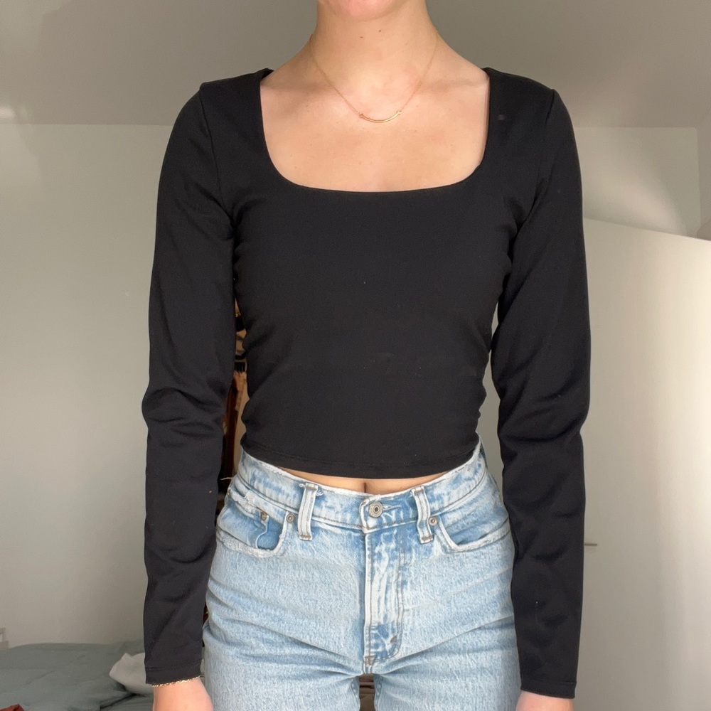 A&F Soft AF collection long sleeve crop top